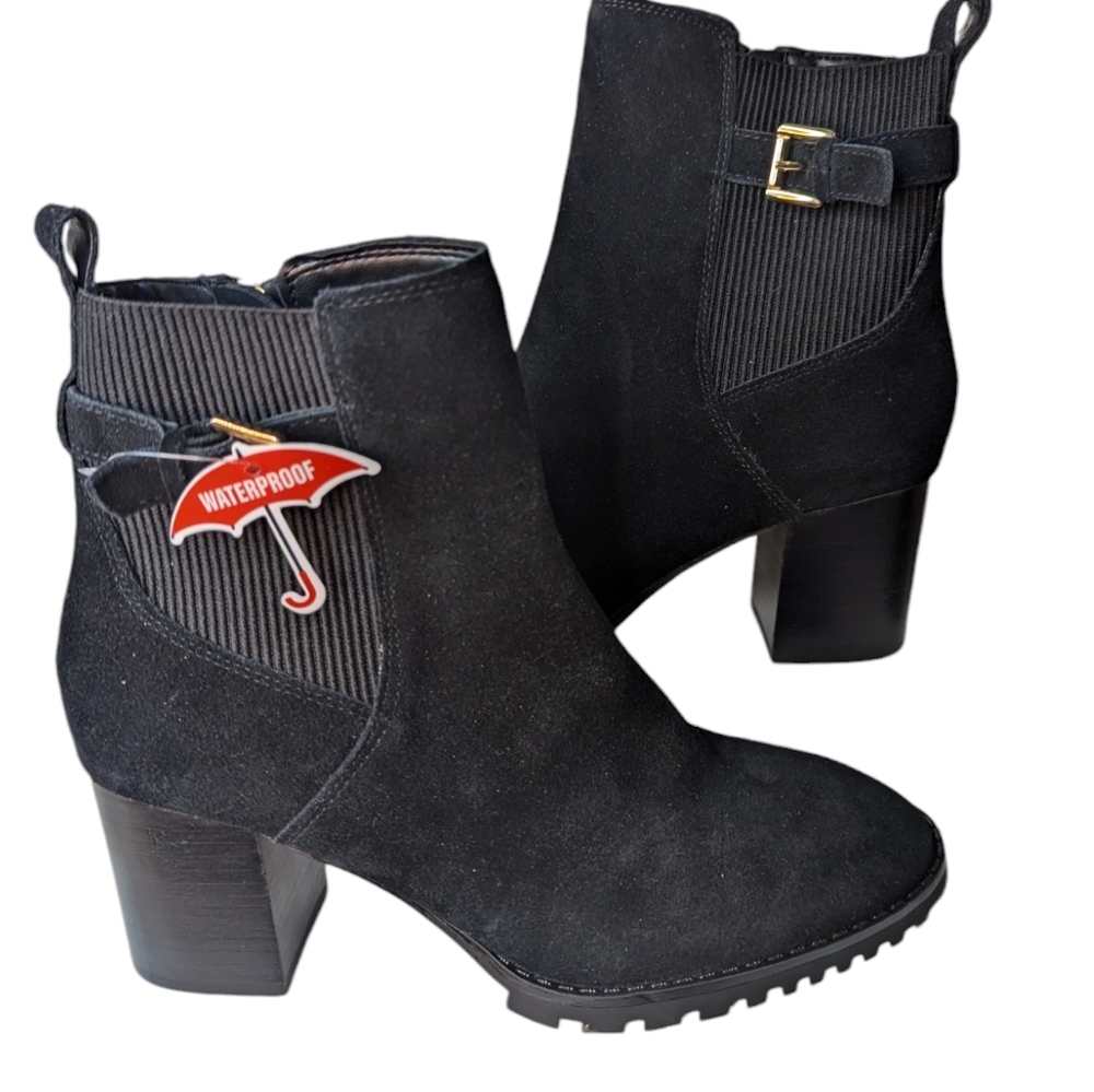 Blondo Women's Tamera Waterproof Fashion Boot....Size 8.5